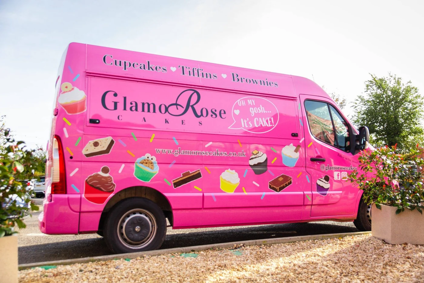 The GlamoRose Big Pink Van ready for an event